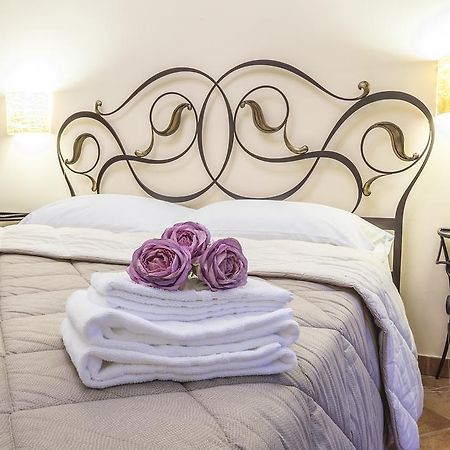 Costa Catterina B&B Castagnito ภายนอก รูปภาพ