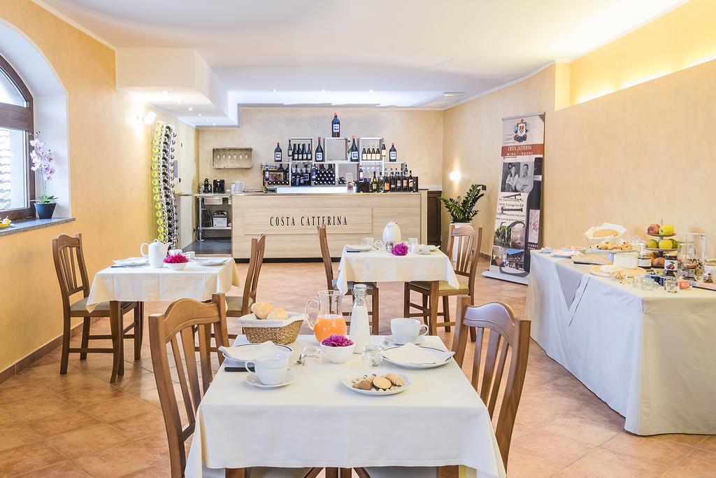 Costa Catterina B&B Castagnito ภายนอก รูปภาพ